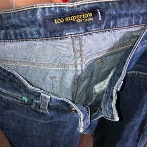 Levi jeans 524 style skinny jean